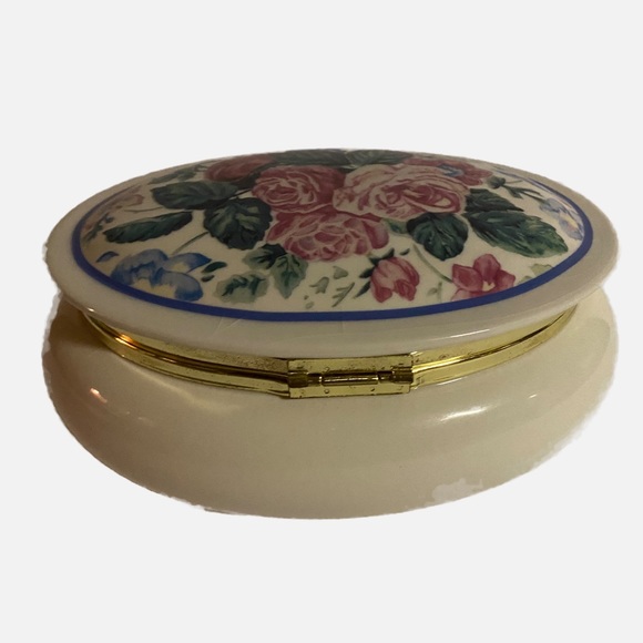 Vintage 1998 PS Limited Edition Oval Jewelry Music Trinket Box Case SEE> - Picture 3 of 12